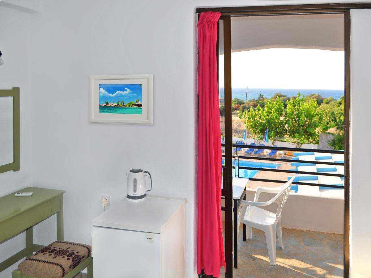 Greta Beach Anissaras Luaran gambar